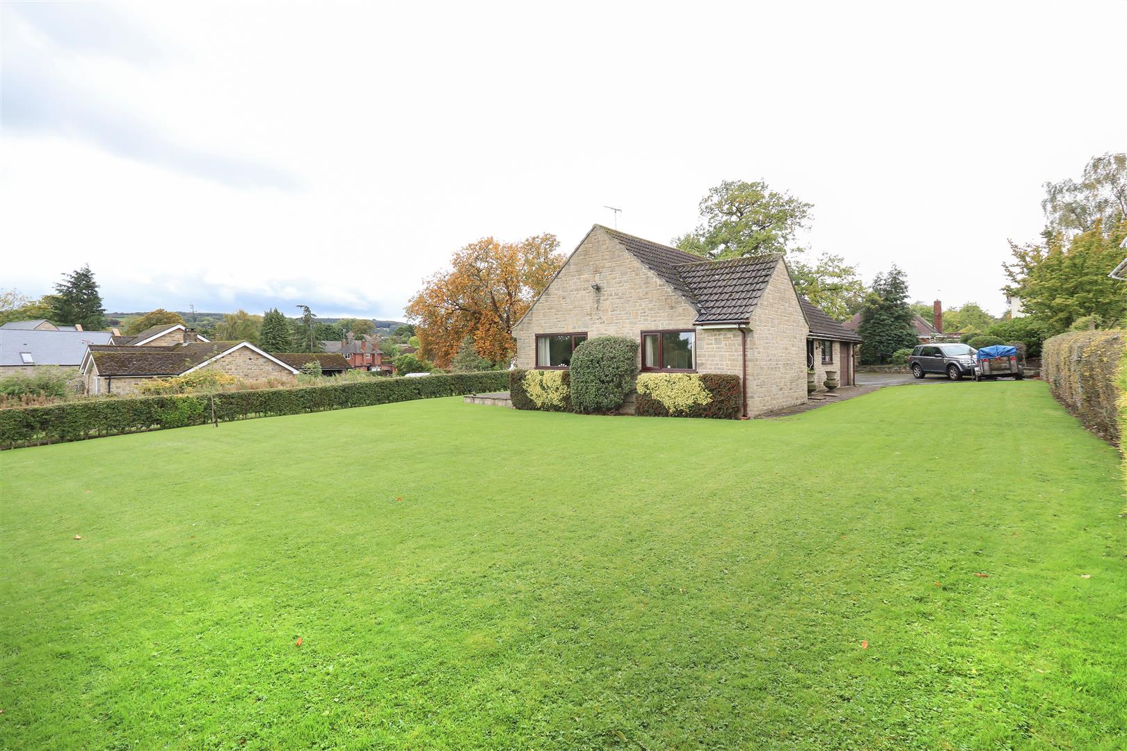 Holymoor Road, Holymoorside, Chesterfield, S42 7DS Dales and Peaks